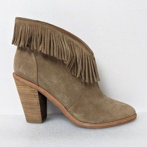 Joie Loren Suede Fringe Booties 39 9 Taupe Tan Stacked Heel 70s Chic